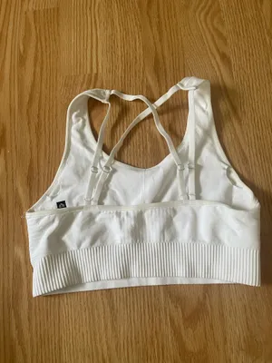Women's Best White Strappy Seamless Sports Bra thumbnail 4