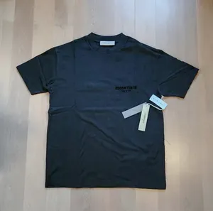 Essential Fear of God shirt & shorts set smal thumbnail 2