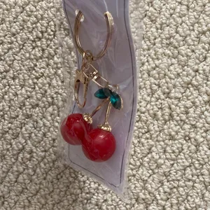 NEW Cherry Bag Charm Keychain Gold Plated 3D NIB thumbnail 3