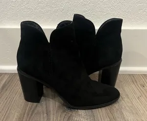 Black Suede Short heel boots, Women’s size 9 thumbnail 1