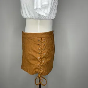 En Créme- Brown Suede Shorts w/ Cross Ties on Side thumbnail 7