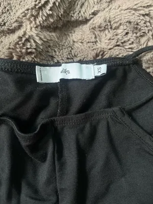 Adika Cut-out Sides Shorts  thumbnail 2