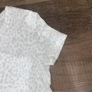 Gap Animal Print Short Sleeve T-shirt XS thumbnail 2