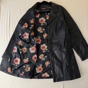 Centigrade Leather Coat women‎ L Black Floral Lining Mid Length Jacket vintage thumbnail 1