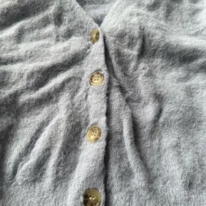 Button thumbnail 2