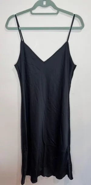 Aritzia Wilfred Only Slip Satin Midi Dress Black sz L LBD thumbnail 1