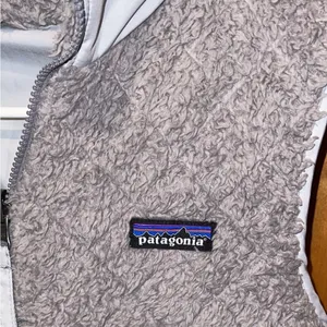Patagonia Hooded Reversible Vest thumbnail 5