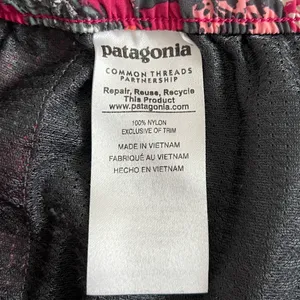 Patagonia Barely Baggies Tropical Kelp Garden Floral Print Hiking Shorts thumbnail 5