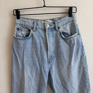 REFORMATION Stevie Ultra High Rise Straight Tahoe Raw Hem Denim Jeans Womens 26 thumbnail 4
