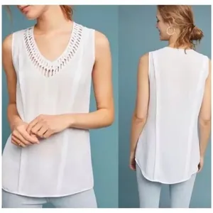 ✨Anthropologie Maeve La Vista White Cutout V-Neck Structured Tank✨ thumbnail 2