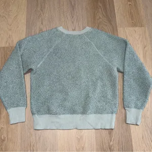 Everlane Renew Fleece Green Sweatshirt - Size Small thumbnail 3