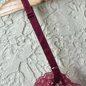 Vintage 80’s Bari Silky Nylon Lace Burgundy Camisole Size M thumbnail 8