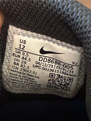 Nike Air Zoom Winflo 9 Shoes Women’s 12 Sneakers Grey Metallic Copper thumbnail 5