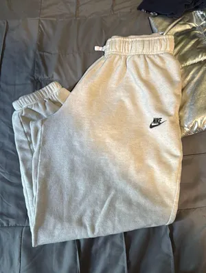 Nike Sweatpants thumbnail 1