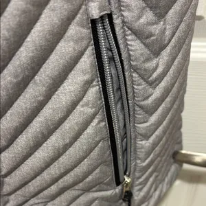 Free country Gray and black reversible Quilted Vest thumbnail 4