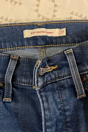 Levi’s Jeans thumbnail 3
