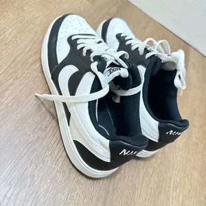Nike Court Vision Low NN Black/White-Black Women Size 10 thumbnail 4