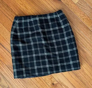100% wool black plaid mini skirt thumbnail 1