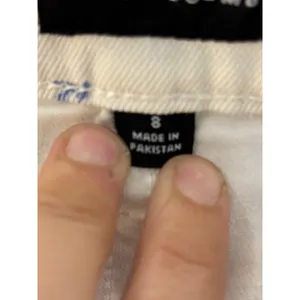 Free Assembly Womens Floral High Rise Straight Jeans Cream Size 8 Floral Print‎ thumbnail 4