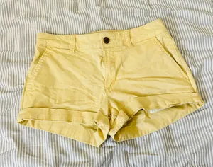 Gap Shorts thumbnail 1