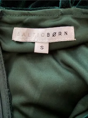 Baltic Born Deep Green Velvet V-Neck Maxi Dress thumbnail 5