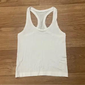 Lululemon Swiftly Tech Racerback Tank Top 2.0 *Race Length thumbnail 3