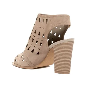 14th & Union Trinton Laser-Cut Taupe Sandal Size 7.5M thumbnail 3