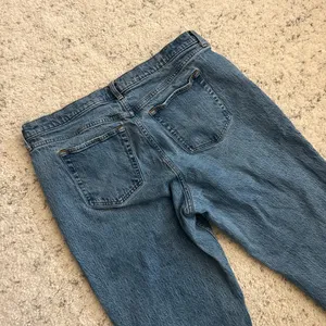 Abercrombie & Fitch Curve Love Low Rise Baggy Jean Medium Wash Size 16 Plus Size thumbnail 7