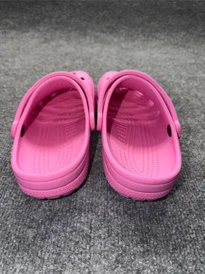 CROCS Classic Clog in Pink thumbnail 6