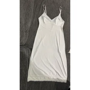 Vintage White Full Slip Lace‎ Trim Adjustable Spaghetti Straps V-Neck Mid-Length thumbnail 10