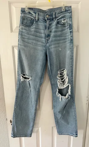 American Eagle 90s Boyfriend Jeans thumbnail 1