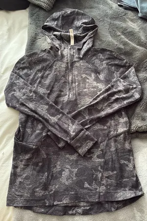 EUC Lululemon Warm Stabilizer 1/2 Zip Running Jacket Size 8 thumbnail 1
