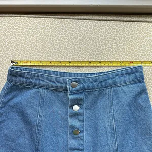 Forever 21 Frayed denim mini skirt thumbnail 6