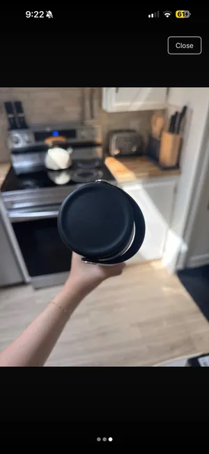 White hydroflask thumbnail 3