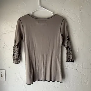 Aventura XS Organic Cotton 3/4 Flutter Sleeve Henley Biege‎ Hippie Gronola Top thumbnail 6