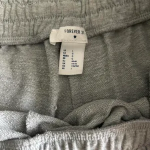 Women’s Forever 21 Gray Soft Joggers with Drawstring Waist Size L thumbnail 4