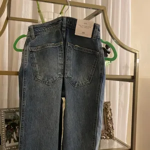 Zara The 70’s High Rise Full Length slim fit Jeans size 4 thumbnail 7