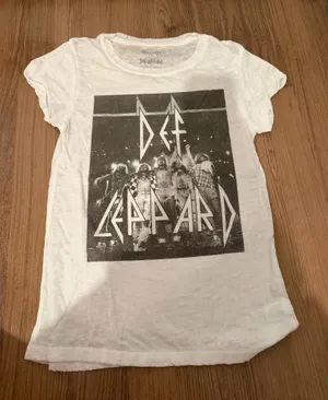 Def Leppard Tee thumbnail 1