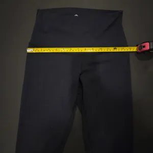 Lululemon leggings  thumbnail 6