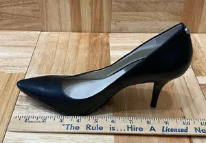 MICHAEL Michael Kors AO13E Black Leather Pointy Toe Classic Pumps Size 8.5M thumbnail 7