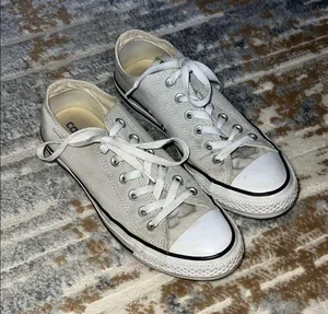 Converse Beige Low-Top Sneakers thumbnail 1