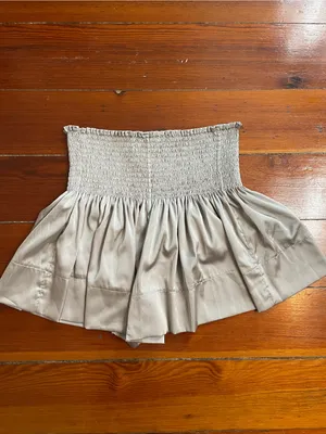 NATURAL LIFE Daisy Flowy Satin Shorts Smocked Silver Gray XS/S 💛🎀 thumbnail 6