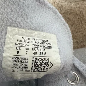 Converse Chuck Taylor All-Star Hi Lift ‘Cozy Club’ Trainer Fuzzy Sherpa Platform thumbnail 10