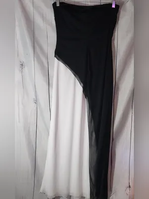 Studio 1940 Y2K Strapless Black And White Maxi Formal Gown thumbnail 2