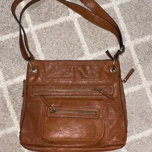 brown handbag thumbnail 1