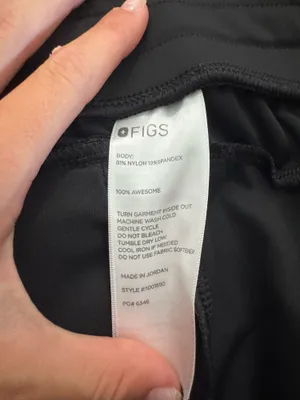 FIGS Scrub Pants thumbnail 5