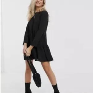 Zara Tiered Ruffle Long Sleeve Mini Dress in Black‎ Size Extra Small thumbnail 6