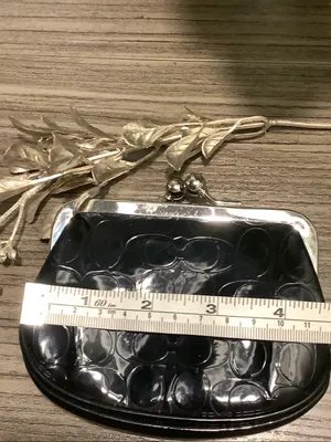 Coach Black Patent Leather Kiss-Lock Coin Purse with Heart Tag thumbnail 9