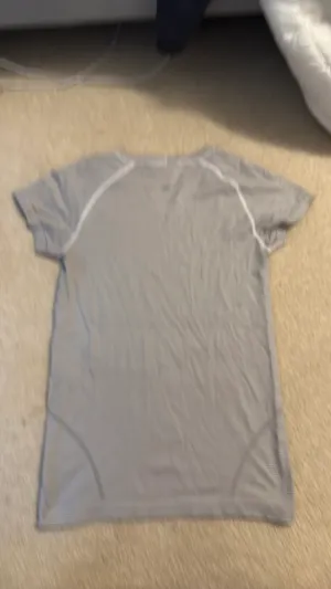 Lululemon Swiftly Tech Short Sleeve 2.0 thumbnail 4