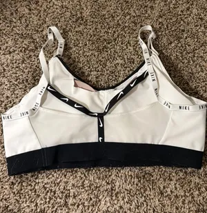 Nike Dri-Fit Sports Bra thumbnail 2